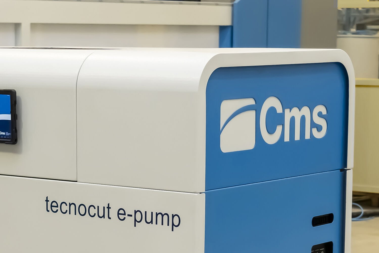 Discover the advantages of waterjet cutting with CMS!