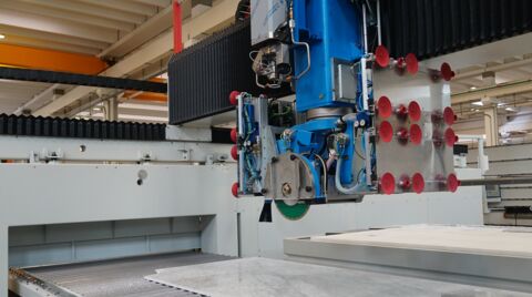 Cutting lines for furniture? Discover the CMS solution!