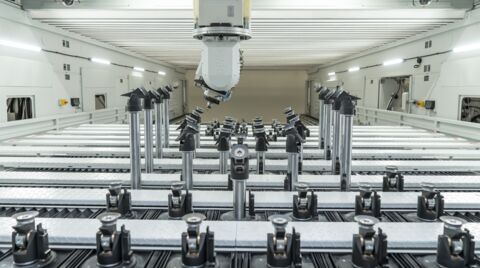 UHF: the universal automatic locking system signed by CMS 