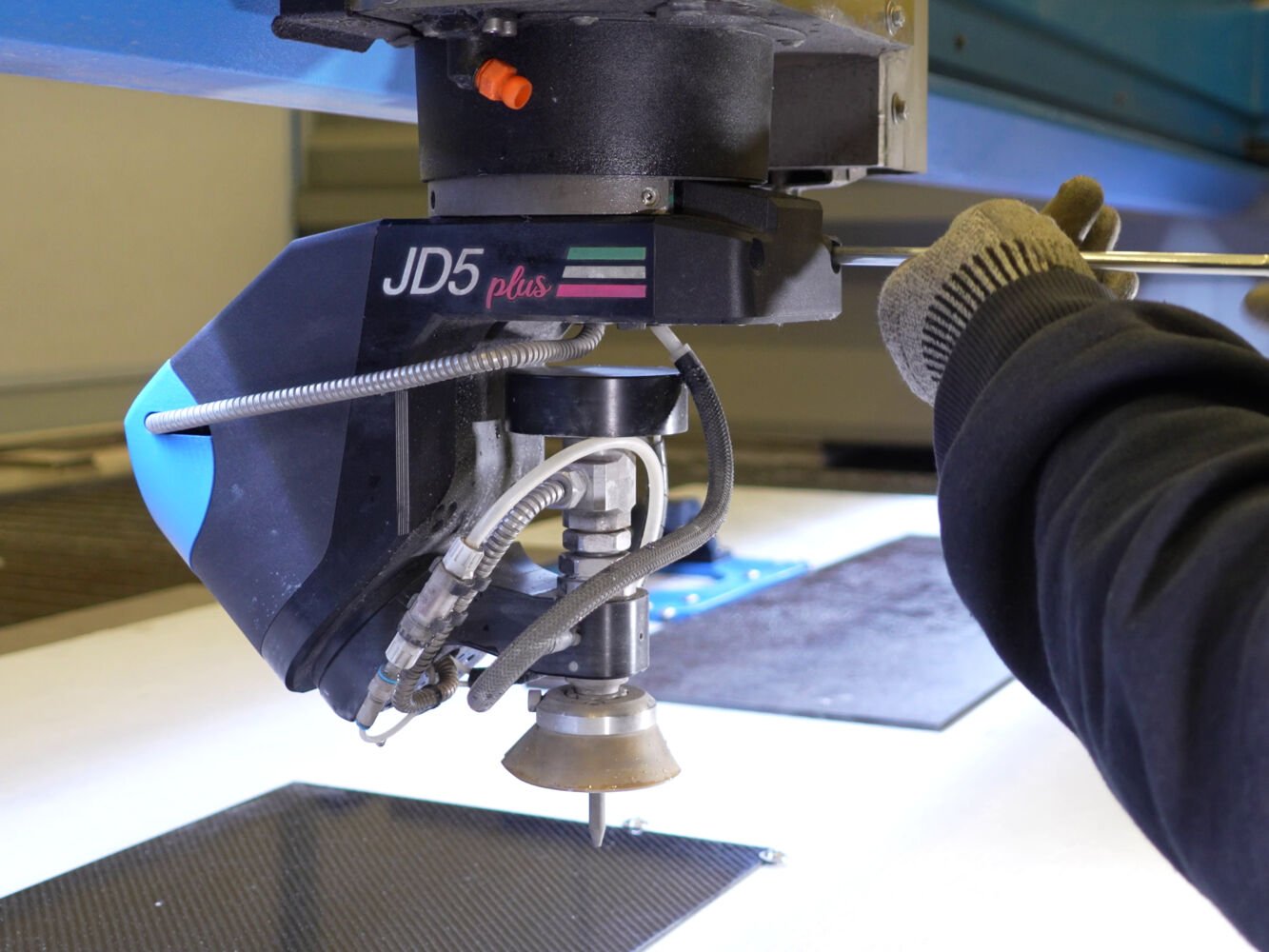 JD5plus: Der schnellste und sicherste Weg, um den Wasserstrahl vom 2D- zum 3D-Schneiden zu bringen