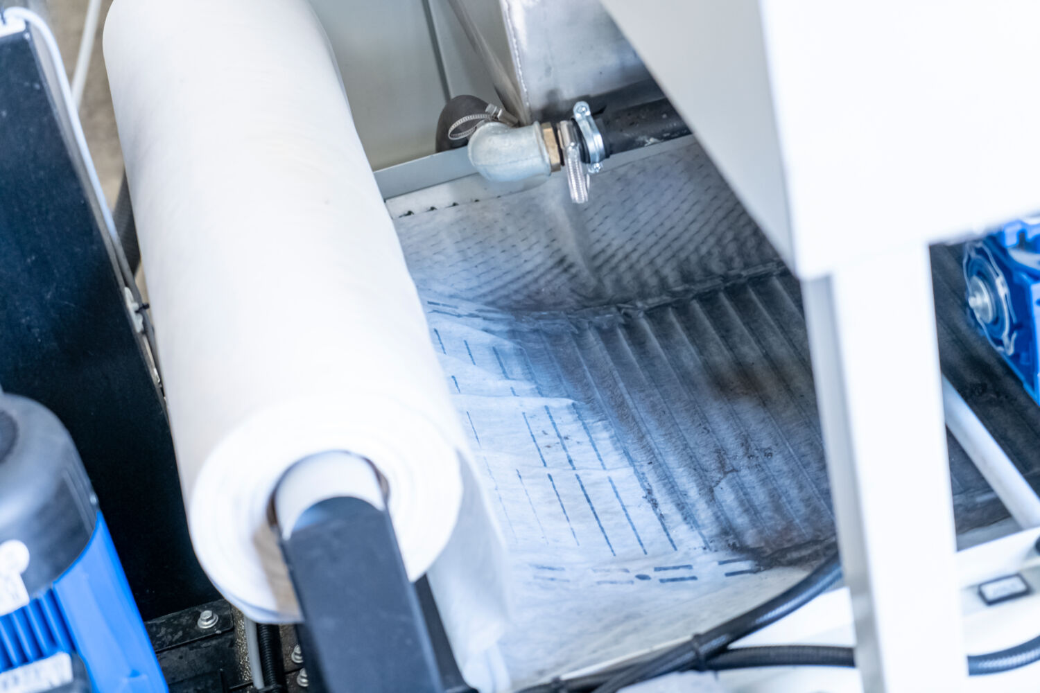 DMC M950 WET: it's a matter of attraction!